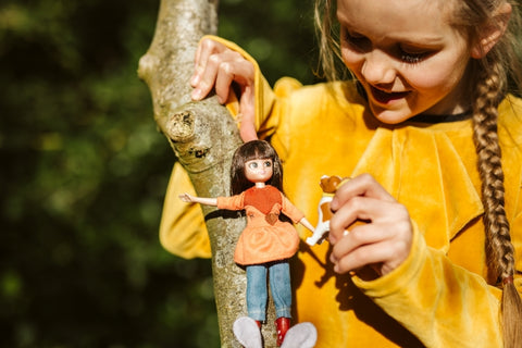 Lottie lėlė 18 cm „Pasivaikščiojimas parke“ su šuniuku, rudens drabužiai
