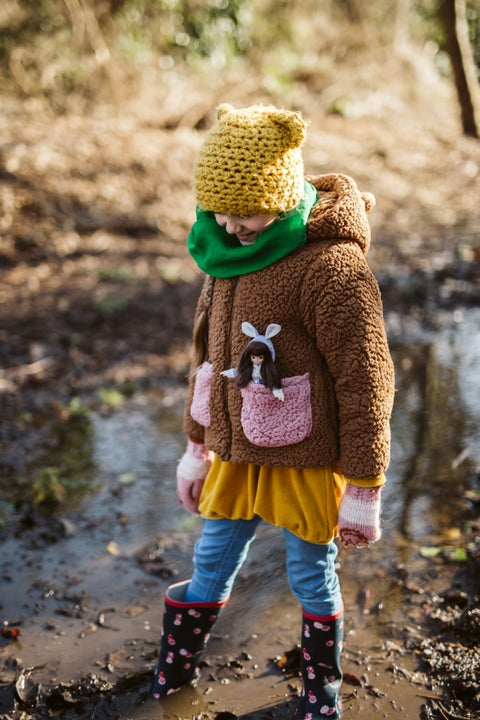 Lottie lėlė 18 cm „Pasivaikščiojimas parke“ su šuniuku, rudens drabužiai