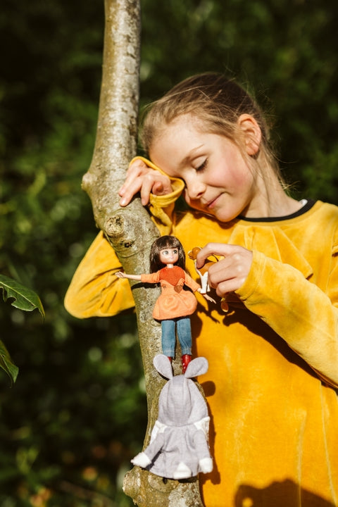 Lottie lėlė 18 cm „Pasivaikščiojimas parke“ su šuniuku, rudens drabužiai