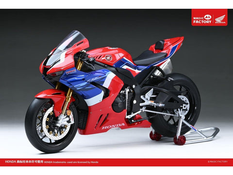 Magic Factory Honda CBR1000RR-R Fireblade SP 1/9, iš anksto nudažytas modelis