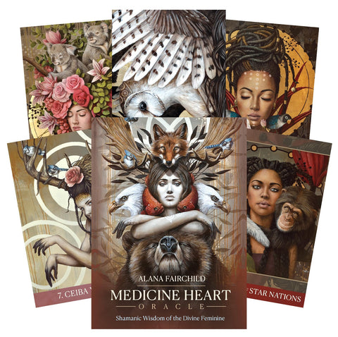Medicine Heart oracle kortos, Alana Fairchild dėžutė ir keletas atverstų kortų rudos žemės tonų fane