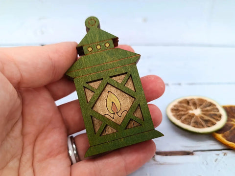 Medinė adatinė „Žibintas“ KF056/126