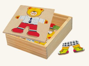 Bino edukacinė medinė aprengimo dėlionė „Meškutis Vilius“, 18 dalių, 3+
