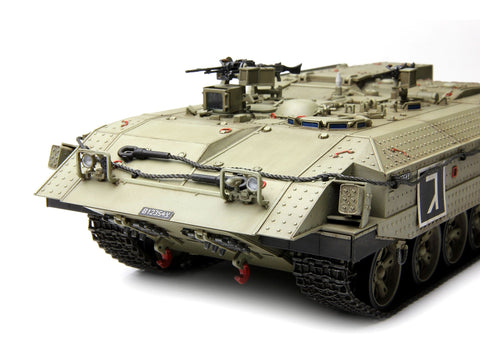 Meng Achzarit – Izraelio sunkiai šarvuotas transporteris, 1/35 plastikinis modelis