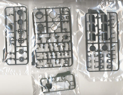 T-72B3 rusų pagrindinis mūšio tankas 1/35 Meng plastikinis modelis