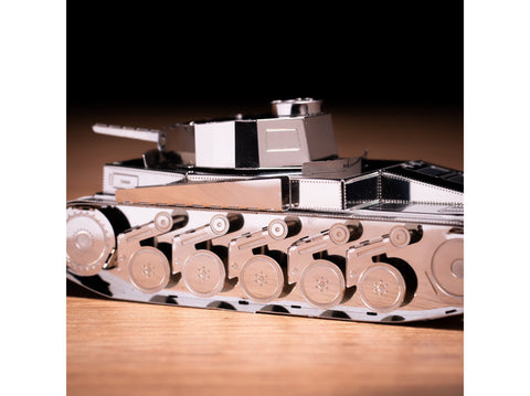 Metal Time Pz.Kpfw. II tanko metalinis konstruktorius 1:72 (MT060)