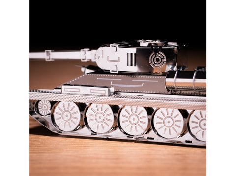 Metal Time tankas T-34/85 metalinis konstruktorius 1:72 (MT071)