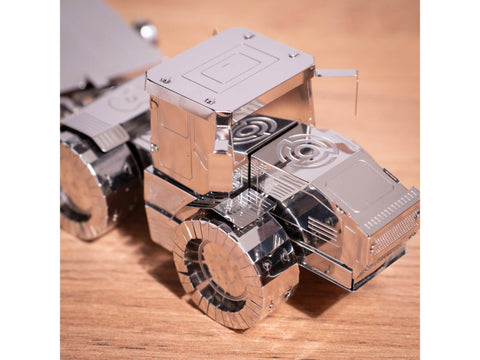Metal Time metalinis traktoriaus Slobozhanets 1:72 konstruktorius MT074