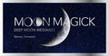 Knyga Moon Magick – priekinis viršelis su dideliu pusmėnulio piešiniu ant žvaigždėto mėlyno fono, aut. Stacey Demarco