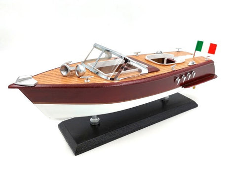 Motorinės valties "Reeva" modelis | REE