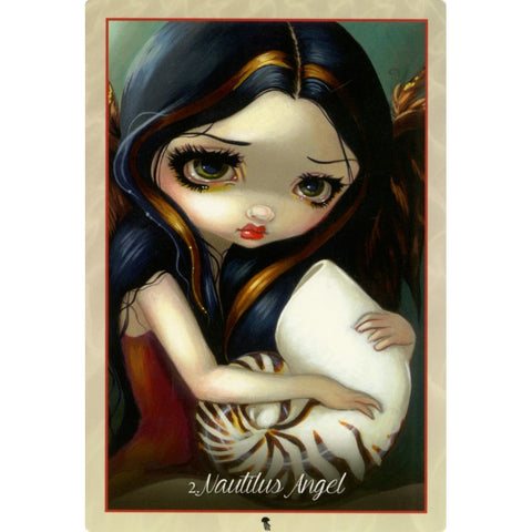 Plakatas Nautilus Angel su melancholiška mergina, tamsiais plaukais ir didžiule nautilo kriaukle, 30×40 cm