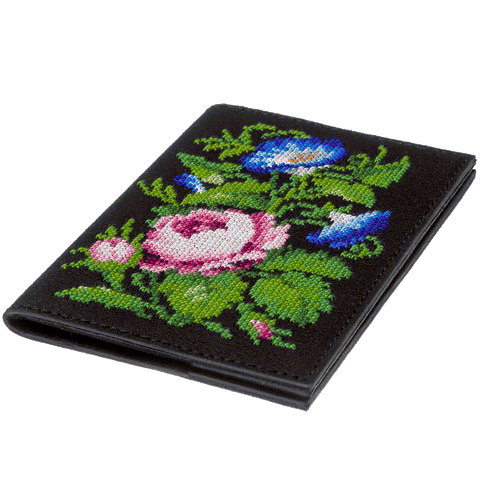 Siuvinėjimo kryželiu rinkinys – eko odos paso viršelis Wonderland Crafts