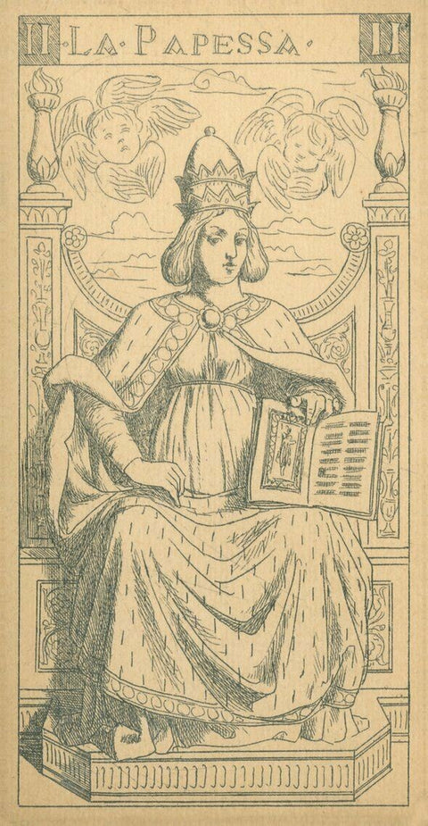 tarot korta La Papessa, juodai‑balta linijinė iliustracija, sėdinti figura su atvira knyga ir angelais virš galvos