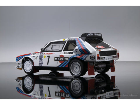 Lancia Delta S4 Monte Carlo 1986 1/24 plastikinis surenkamas modelis