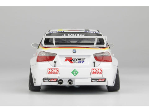 NuNu BMW 320si E90 WTCC 2008 Brands Hatch 1/24 modelio rinkinys