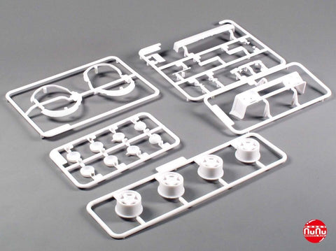 Mitsubishi Lancer Turbo 1982 1000 ežerų ralis 1/24 plastikinis rinkinys NuNu