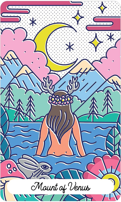 tarot korta Mount of Venus su pasteliniais tonais: moteris su elnio ragais ir gėlių vainiku vandenyje prieš mėnulį, kalnus ir mišką