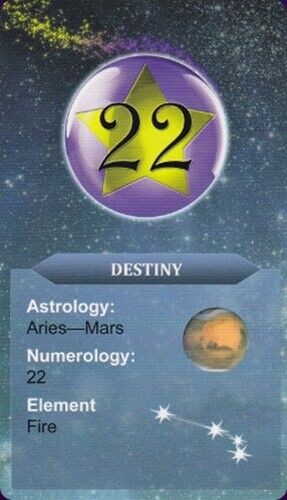 Likimo korta 22 su violetine žvaigžde, nurodo astrologiją Avinas–Marsas, numerologiją 22 ir Ugnį.