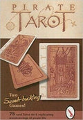 Pirate Tarot kortos, 78 kortų denis su medžio raižinių stiliaus rudos kortos dėžutėje, dvi skirtingos žaidimų versijos