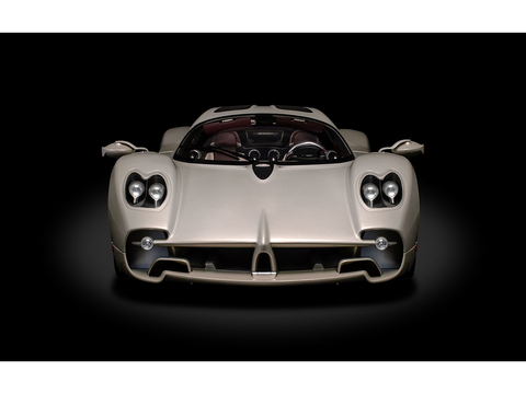 Pocher Pagani Utopia metalinis surenkamas automobilio modelis 1/8 HK120