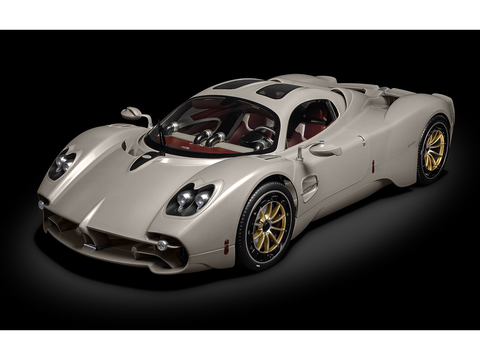 Pocher Pagani Utopia metalinis surenkamas automobilio modelis 1/8 HK120