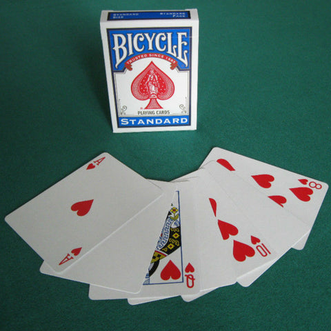 Bicycle kortos su balta nugarėle – magijos triukams ir pokeriui