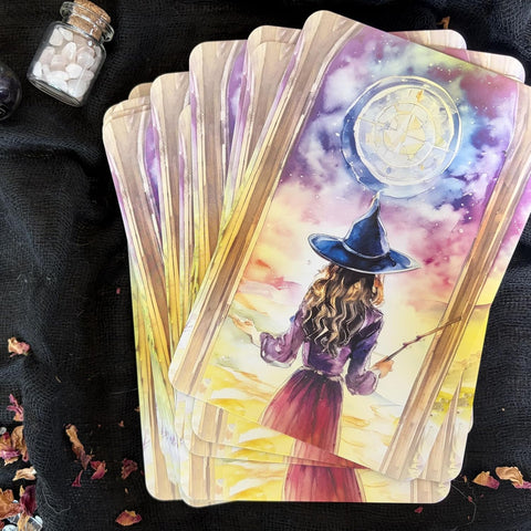 Witch Whispers Oracle – 40 orakulo kortų kaladė su knyga, Llewellyn