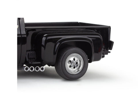 Revell 1976 Chevy Squarebody gatvės pikapas 1:25 surenkamas modelis 14552