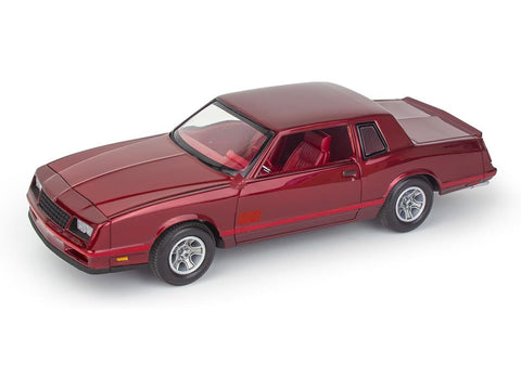 Revell Chevrolet Monte Carlo SS 1987 1:24 plastikinis surenkamas modelis