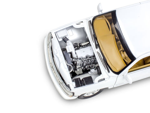 Revell 1999 Chevy Silverado Custom pikapas 1/24, plastikinis modelis