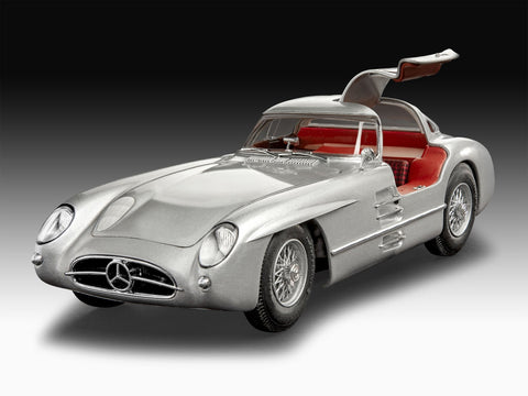 Revell 1955 Mercedes-Benz 300 SLR Uhlenhaut Coupé 1/24 70 m. dovanų rinkinys