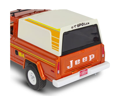 Revell '79 Jeep J-10 pikapas su kemperiu 1/24 surenkamas modelis