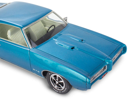 Revell 1969 Pontiac GTO The Judge 1:24 plastikinis rinkinys (2 viename)