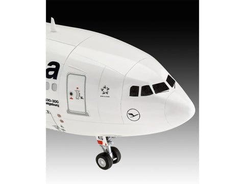 Revell Airbus A330-300 Lufthansa nauja livrėja 1:144 surenkamas modelis