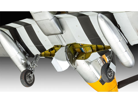 Revell P-51D Mustang 1/32 plastikinis surenkamas lėktuvo modelis 30 cm 03944