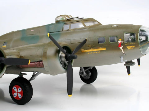 Revell Boeing B-17F Memphis Belle 1/48 bombonešio modelis