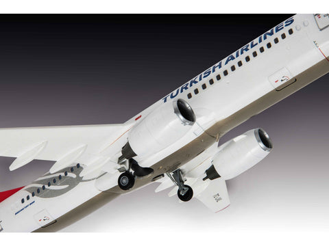Revell Boeing 737-800 Turkish Airlines rinkinys 1/144, plastikinis modelis