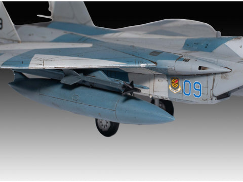 Revell Boeing F-15C Eagle 1/72 plastikinis lėktuvo modelis