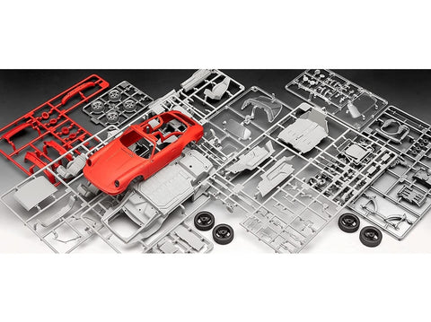 Revell Porsche 911 Carrera 3.2 Targa 1:24 plastikinis modelio rinkinys