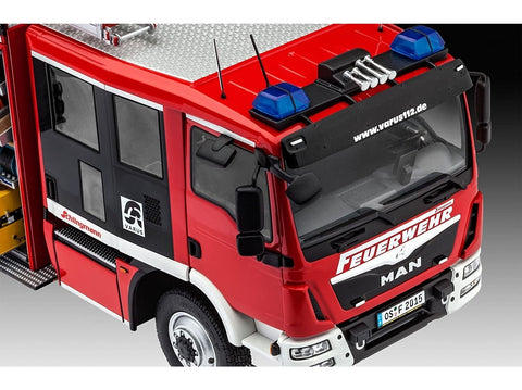 Revell Schlingmann HLF 20 Varus 4x4 gaisrinės plastikinis modelis 1/24