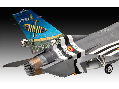 Revell F-16 Fighting Falcon 1/32 – 50-mečio jubiliejinis rinkinys