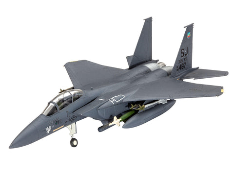 Revell F-15E Strike Eagle 1:144 plastikinis lėktuvo modelis su bombomis