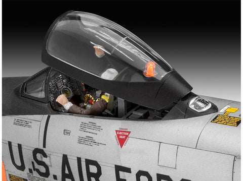 Revell F-86D Dog Sabre 1/48 plastikinis lėktuvo modelis