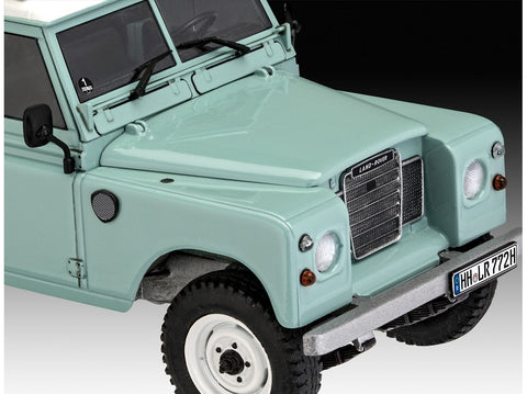 Revell Land Rover Series III 1/24 plastikinis surenkamas modelis 07047