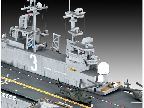 Revell USS Wasp Class 1/700 – plastikinis surenkamas laivo modelis