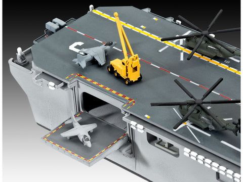 Revell USS Wasp Class 1/700 – plastikinis surenkamas laivo modelis