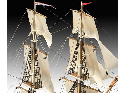 Revell HMS Beagle dovanų rinkinys 1:96 – plastikinis modelis 65458