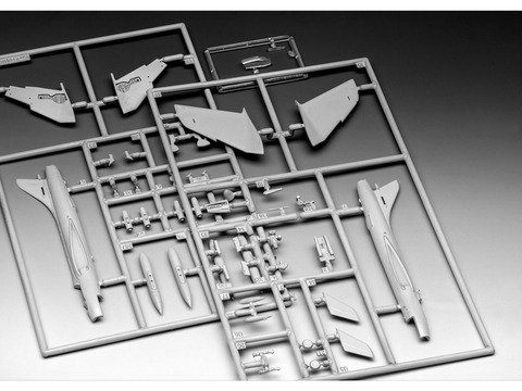 Revell Hawker Hunter FGA.9 1/144 plastikinis surenkamas lėktuvo modelis