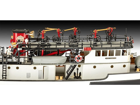 Revell gaisrininko plastikinis surenkamas modelis 1:87 (48,5 cm)