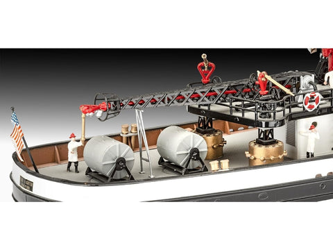 Revell gaisrininko plastikinis surenkamas modelis 1:87 (48,5 cm)